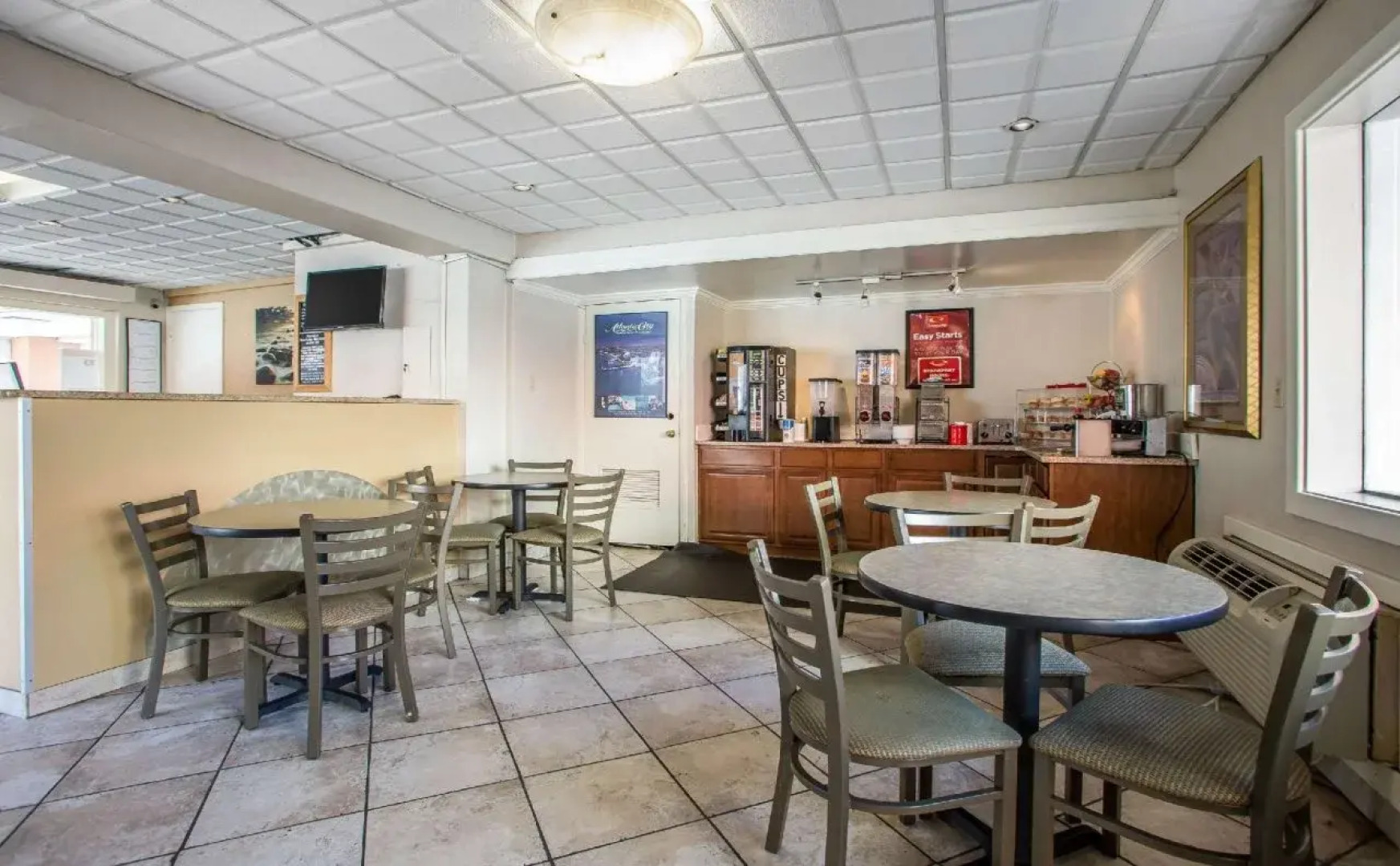 Econo Lodge Beach and Boardwalk