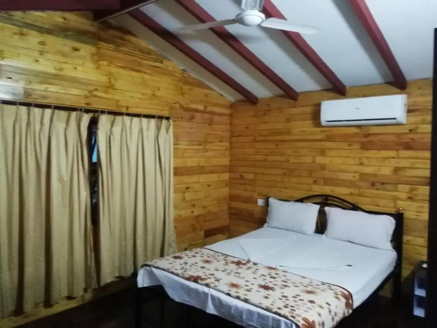 Royal Touch Beach Huts & Restaurant