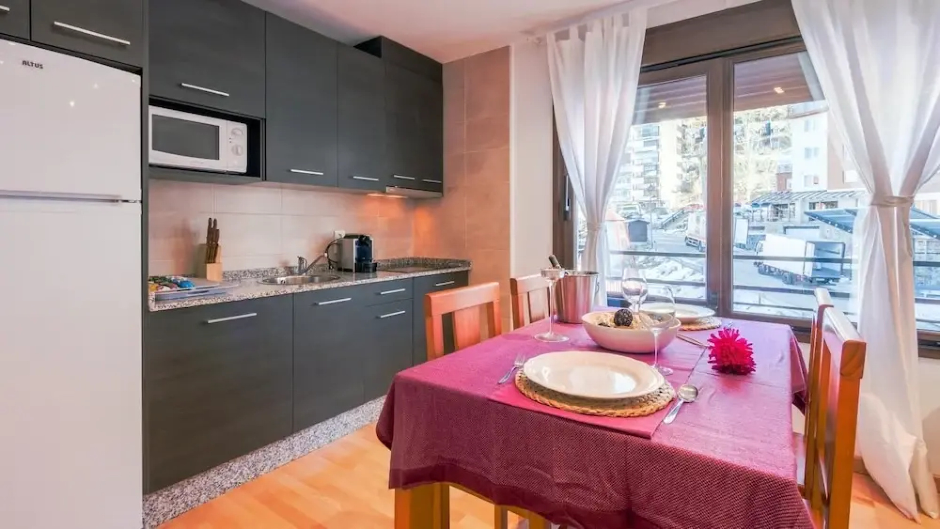 Apartamentos Habitat Premier