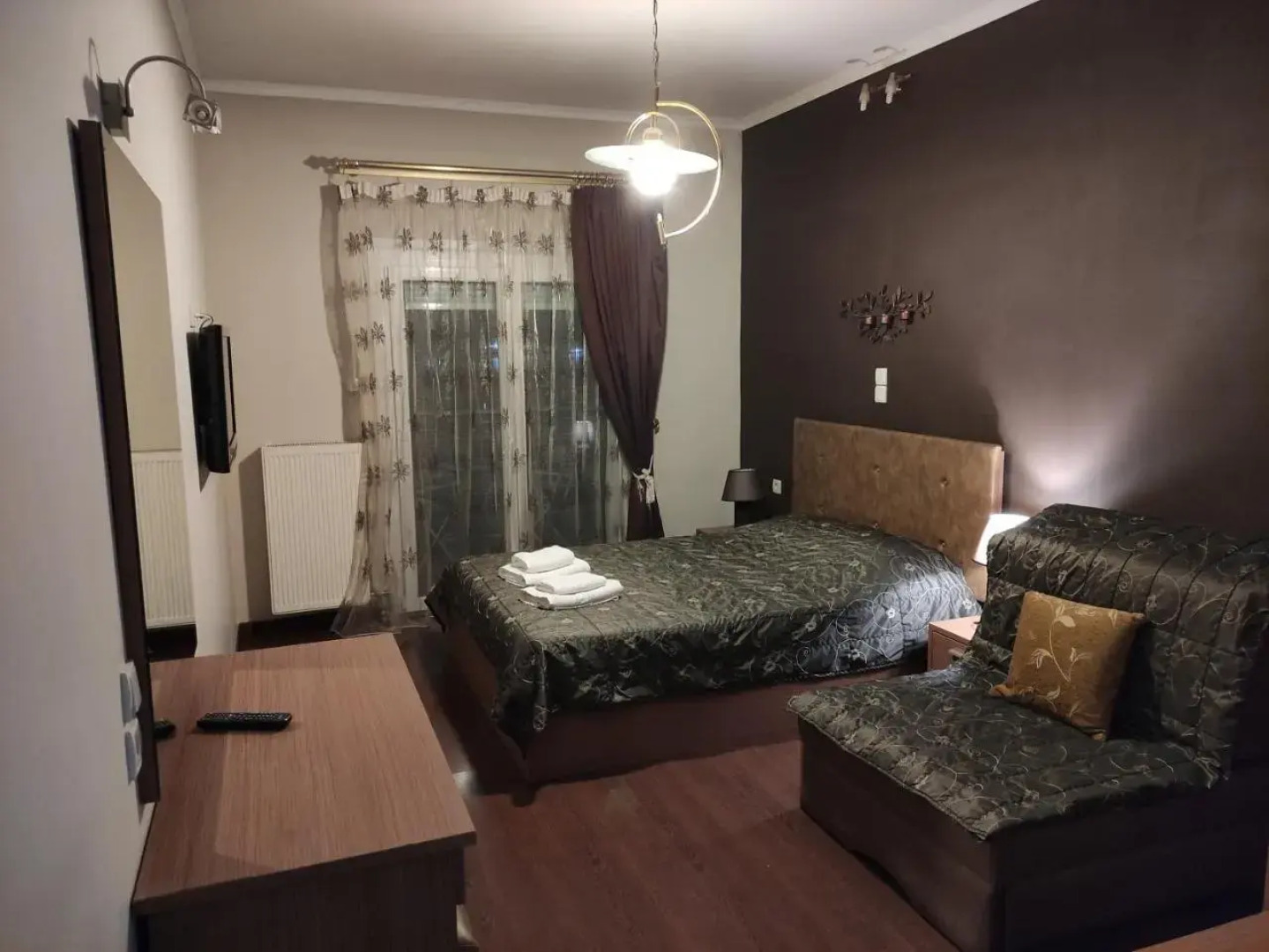 Katerina Rooms & Suites