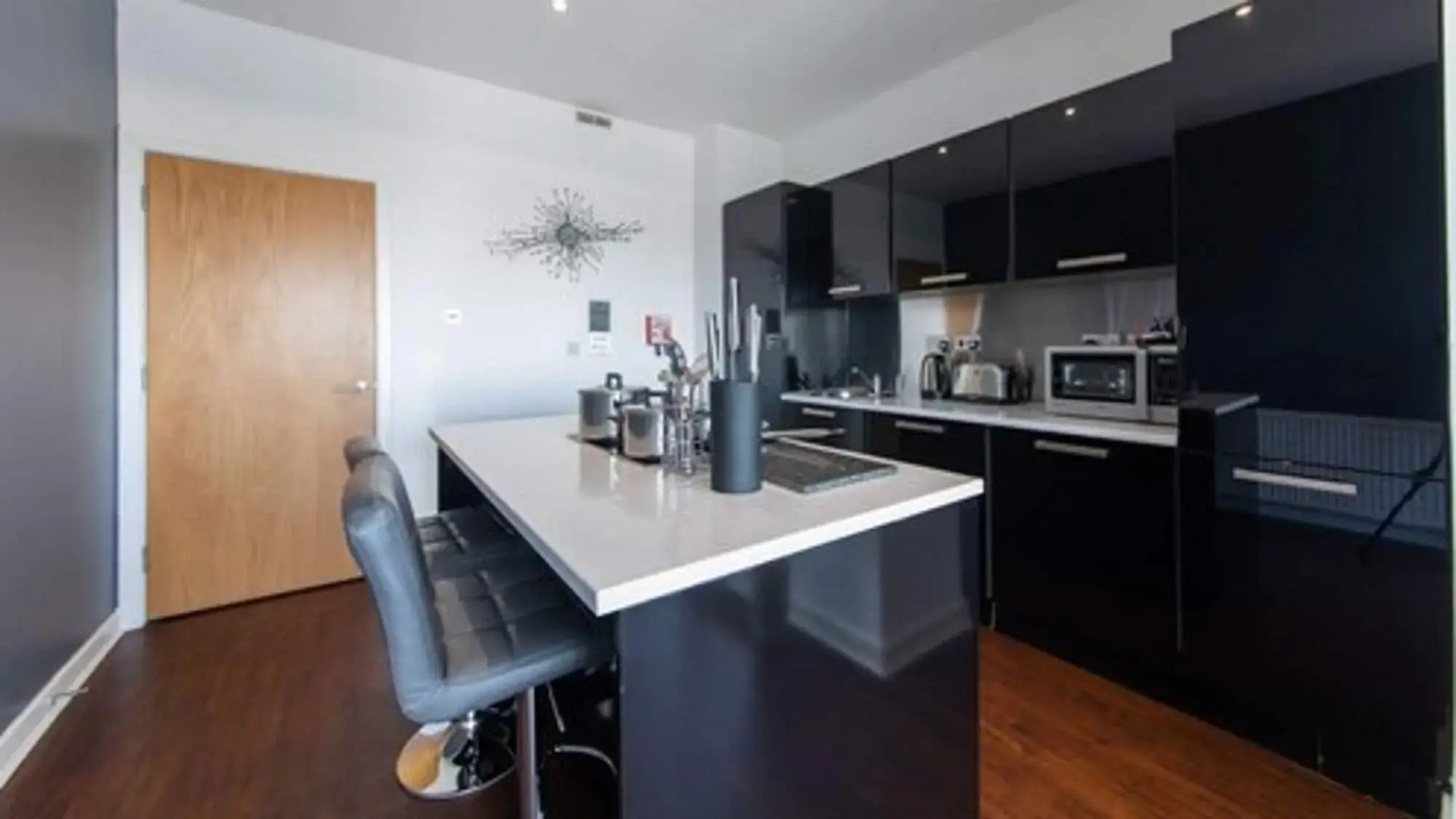 The Spires Serviced Apartments Glasgow