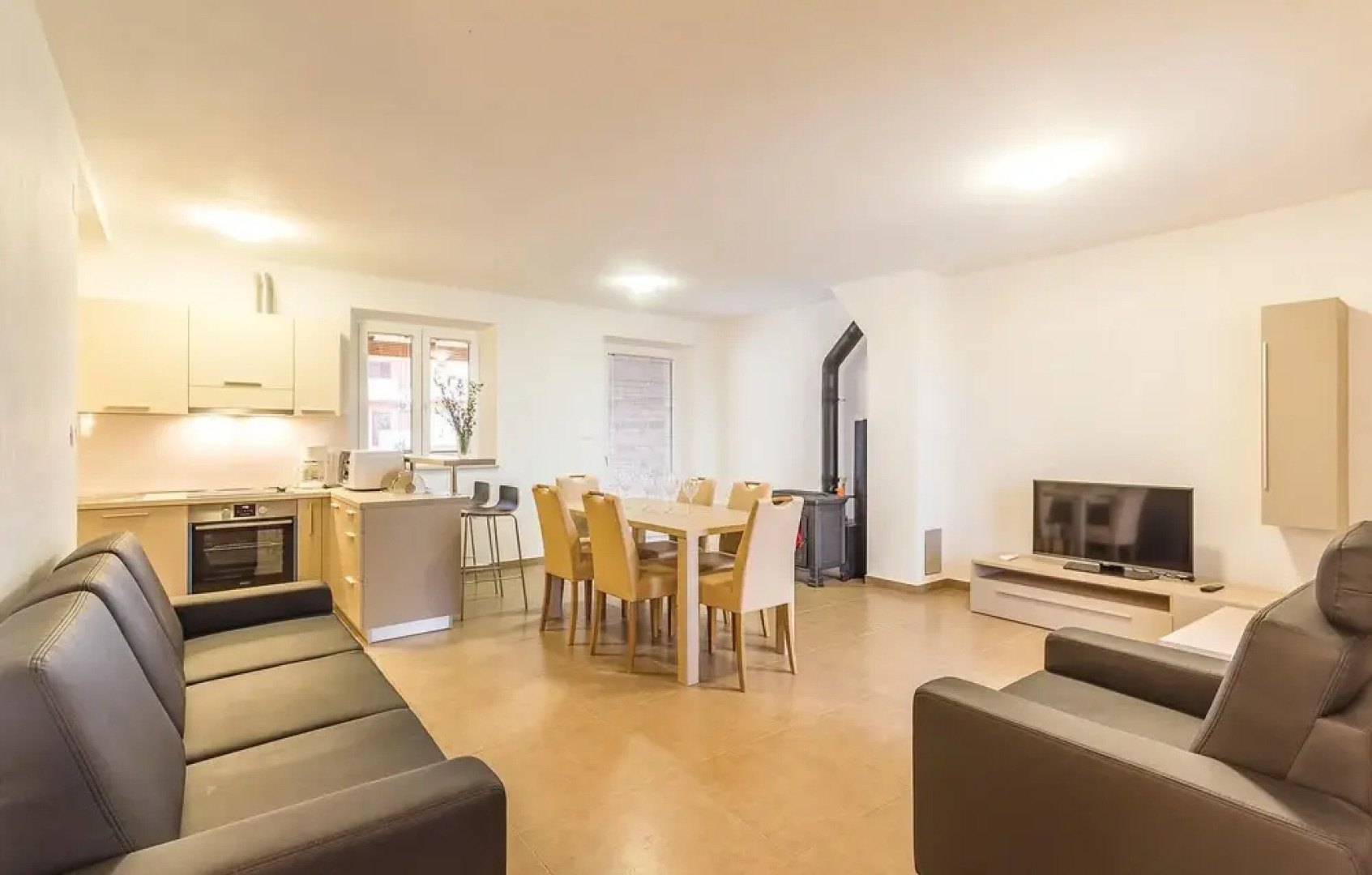 Amazing Home in Bratulici With Wifi and 2 Bedrooms