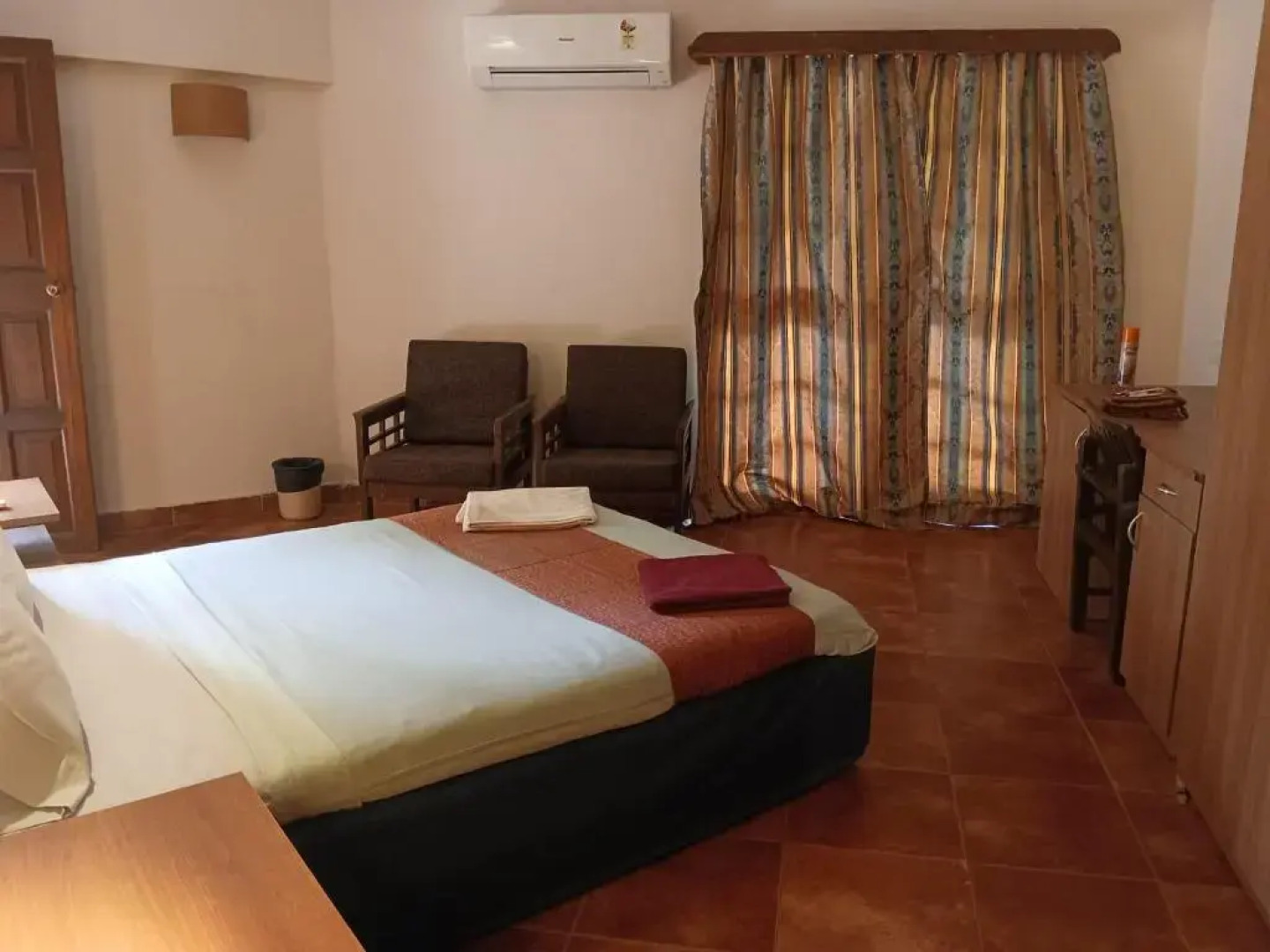 Sea Breeze Beach Resort Candolim