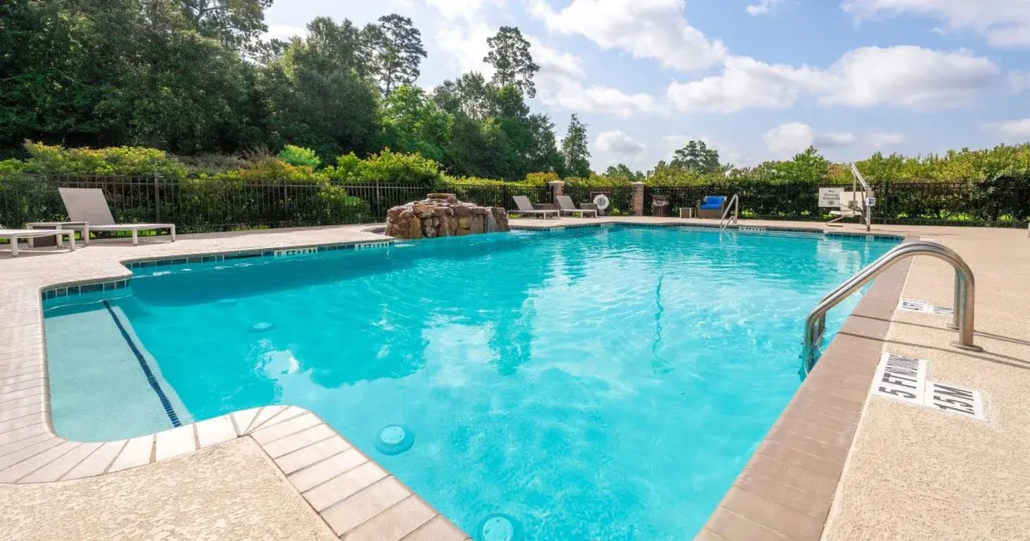 Holiday Inn Express Hotel & Suites Conroe I-45 North by IHG