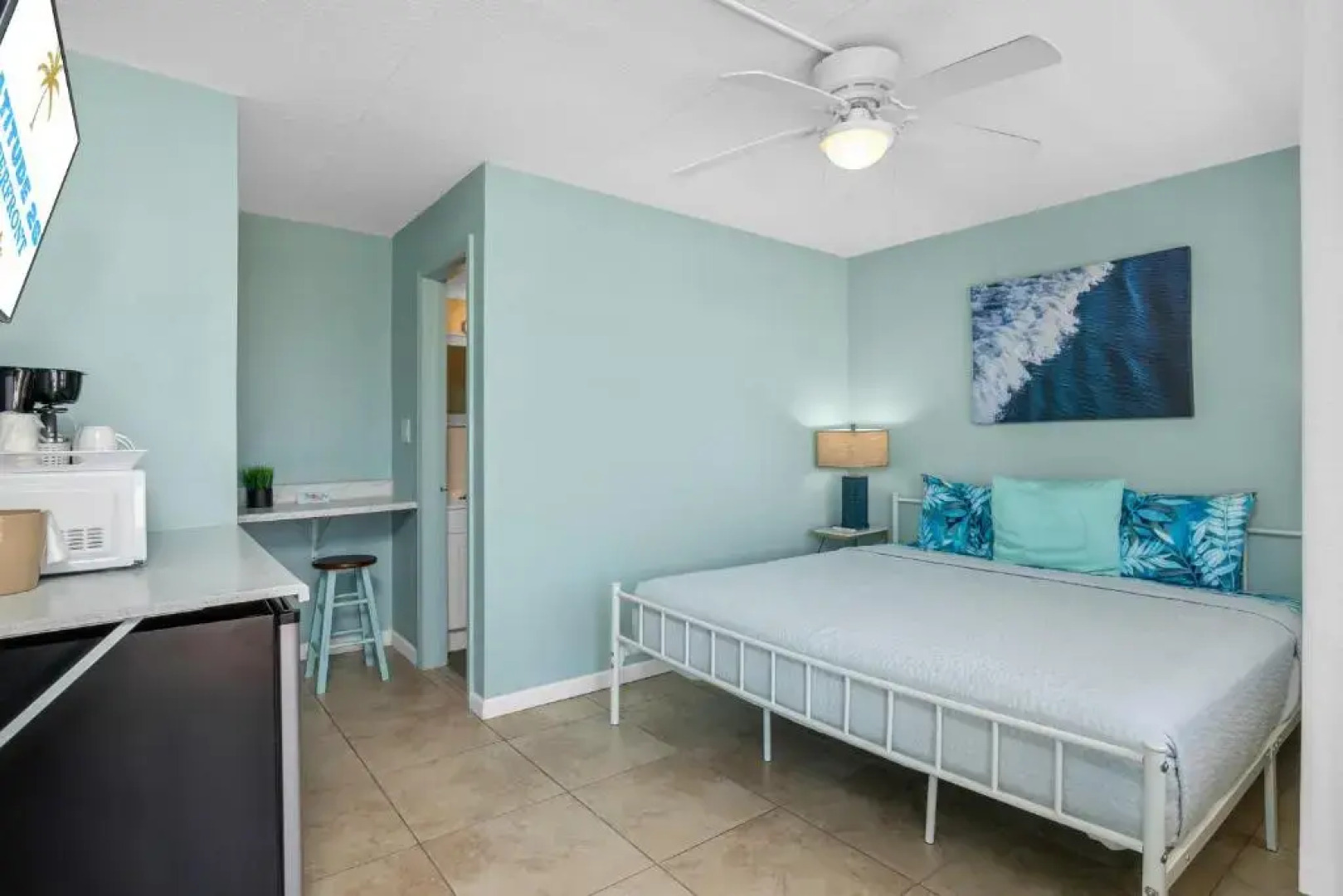 Latitude 26 Waterfront Boutique Resort - Fort Myers Beach