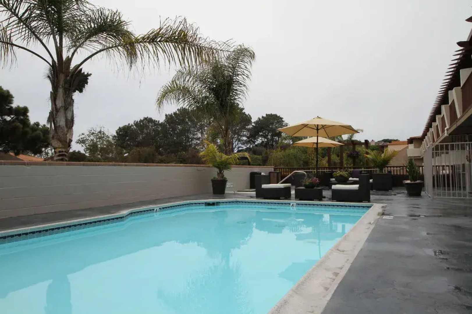 Holiday Inn Express & Suites Solana Beach - Del Mar