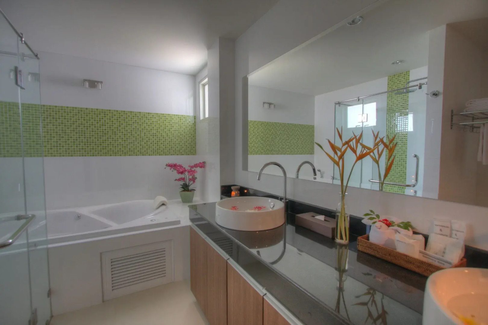 Bangtao Tropical Residence Resort & Spa