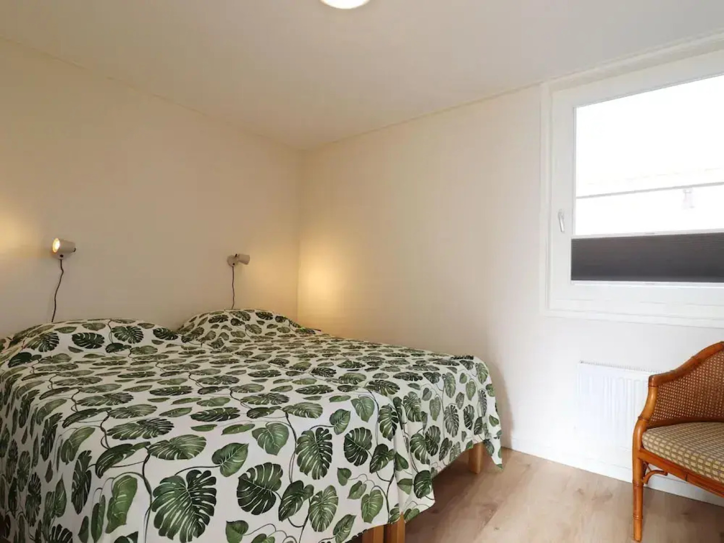 Chalet in Friesland Near Large Lakes