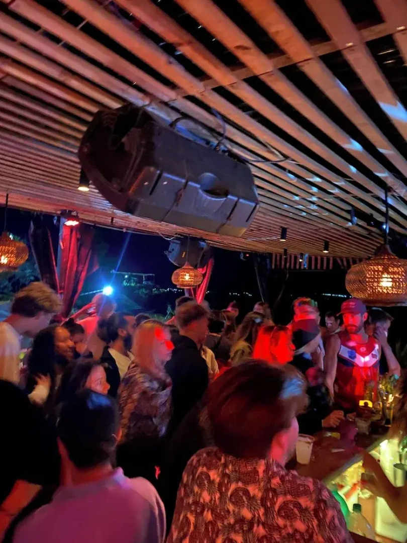 The Lakefront Panajachel by Tzanjuyu