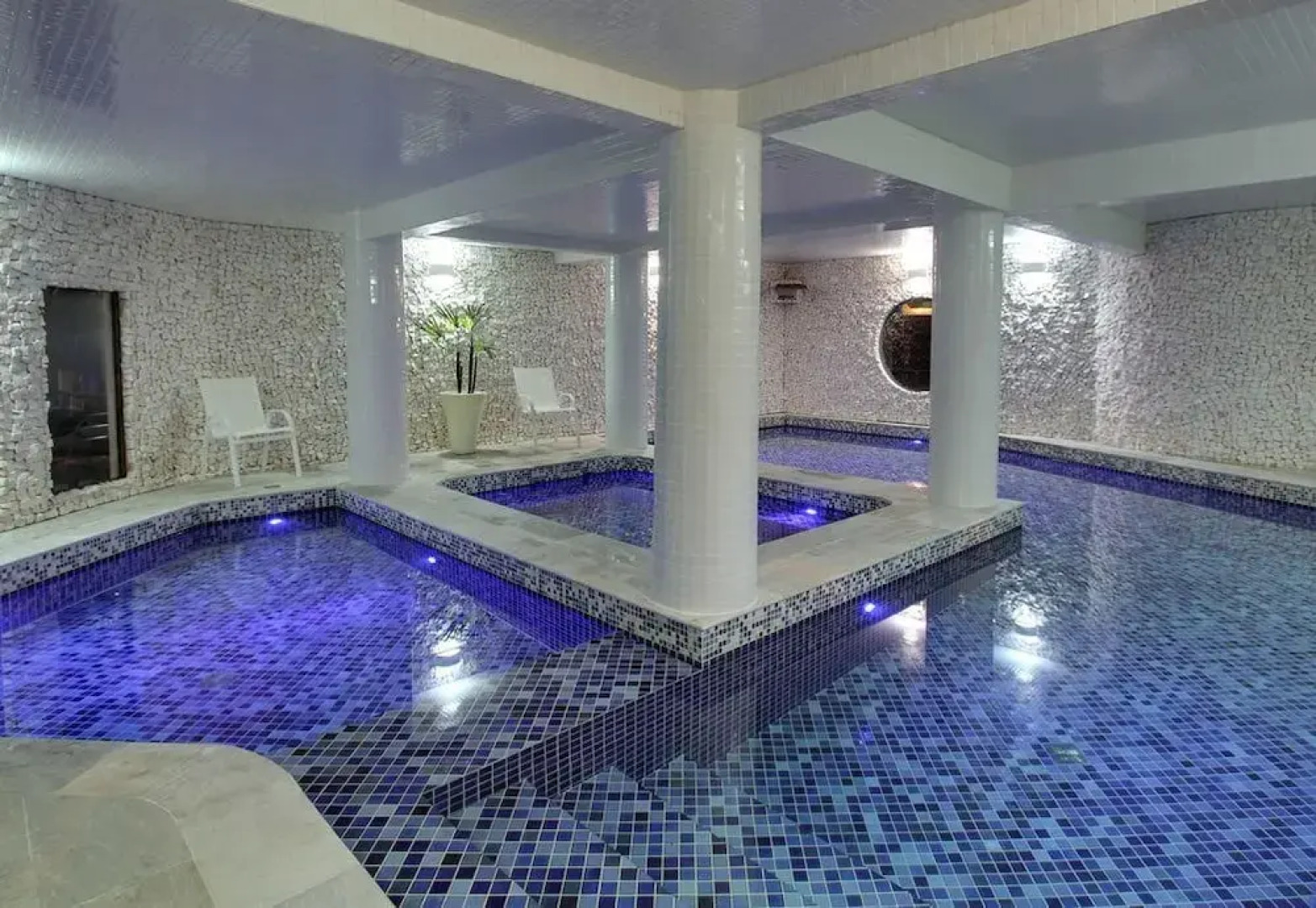 Salvetti Praia Hotel