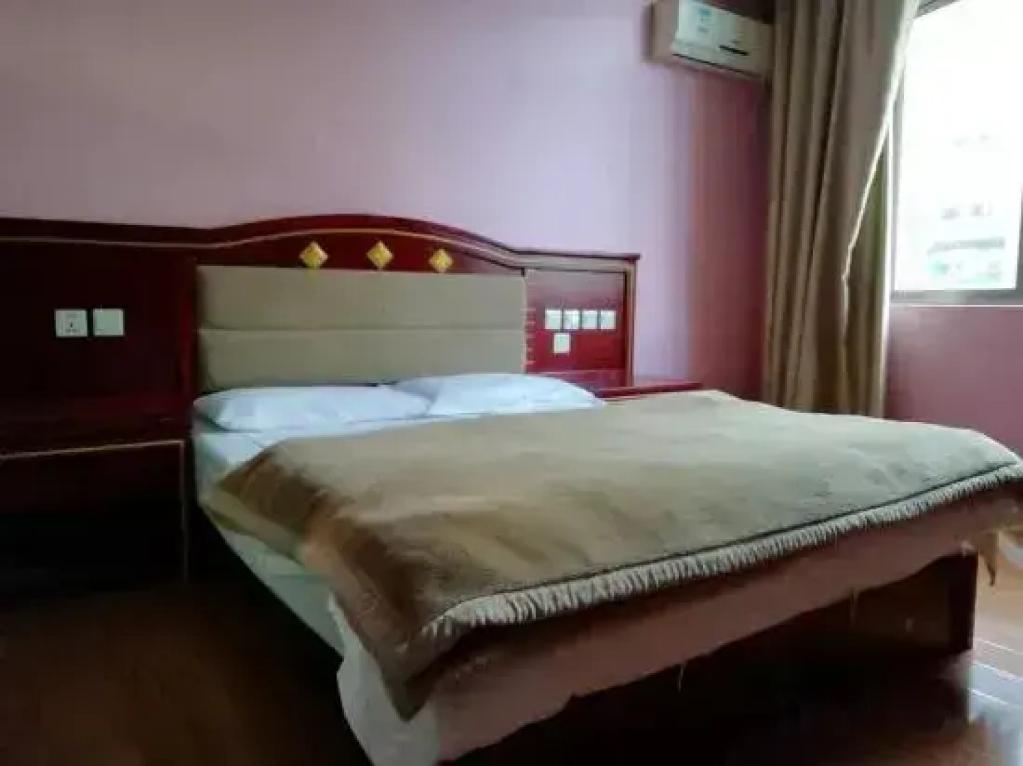 Jinzhu Business Hotel, Yuxi