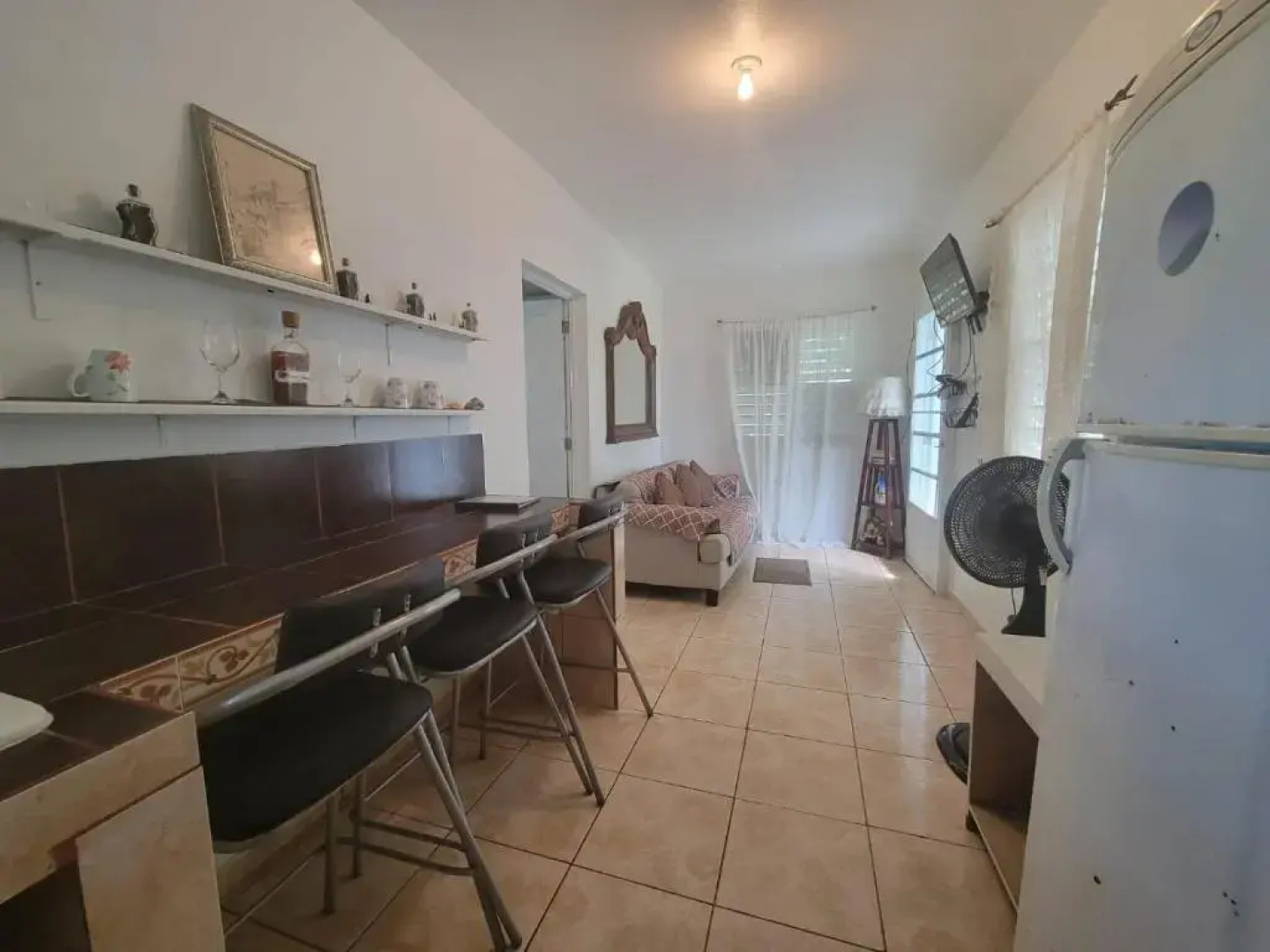 Floralis Apartment