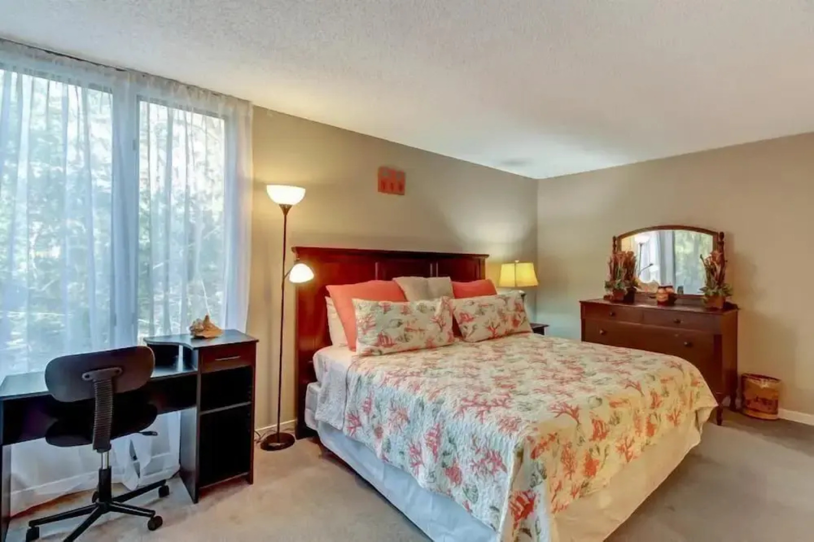 2354/56-courtside Villas