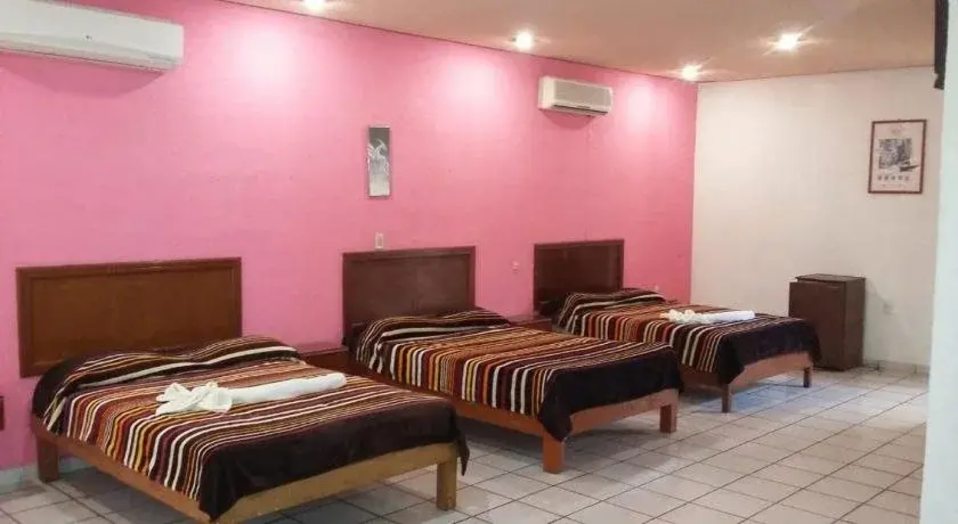 OYO Hotel Nachancan, Calderitas beach