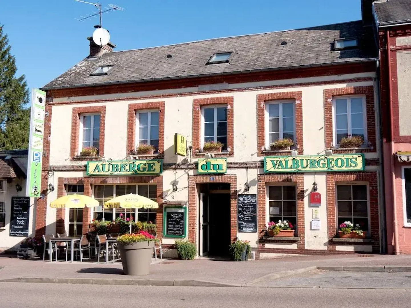 Logis Auberge du Valburgeois
