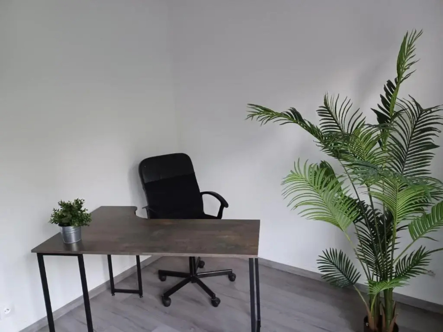 Travel homes spacieux et paisible parking privé