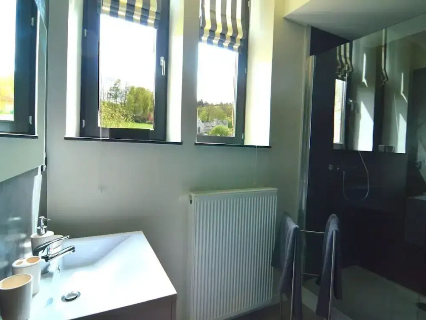 Splendid Holiday Home in Pepinster With Private Garden, BBQ