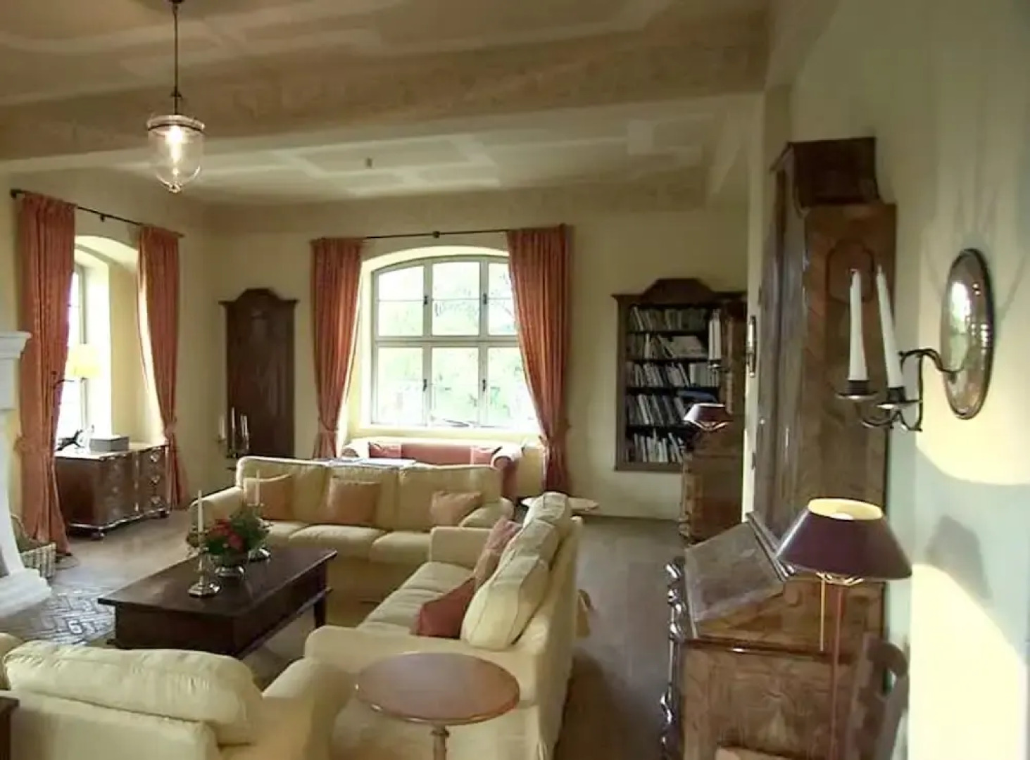 Villa With 6 Bedrooms in Lit-et-mixe, With Wonderful Lake View, Private Pool, Furnished Garden