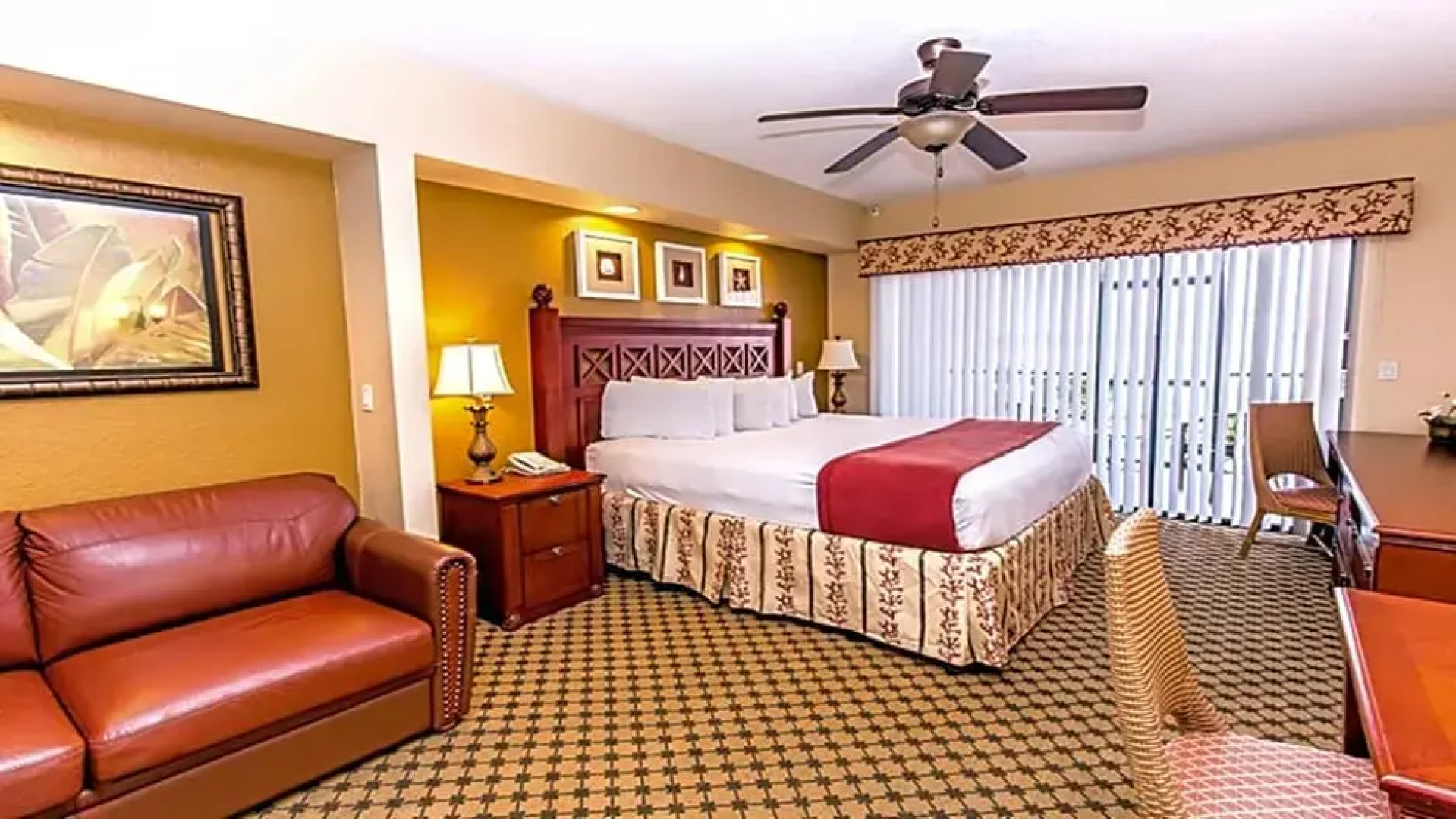 Stunning Condo Near Universal Studios