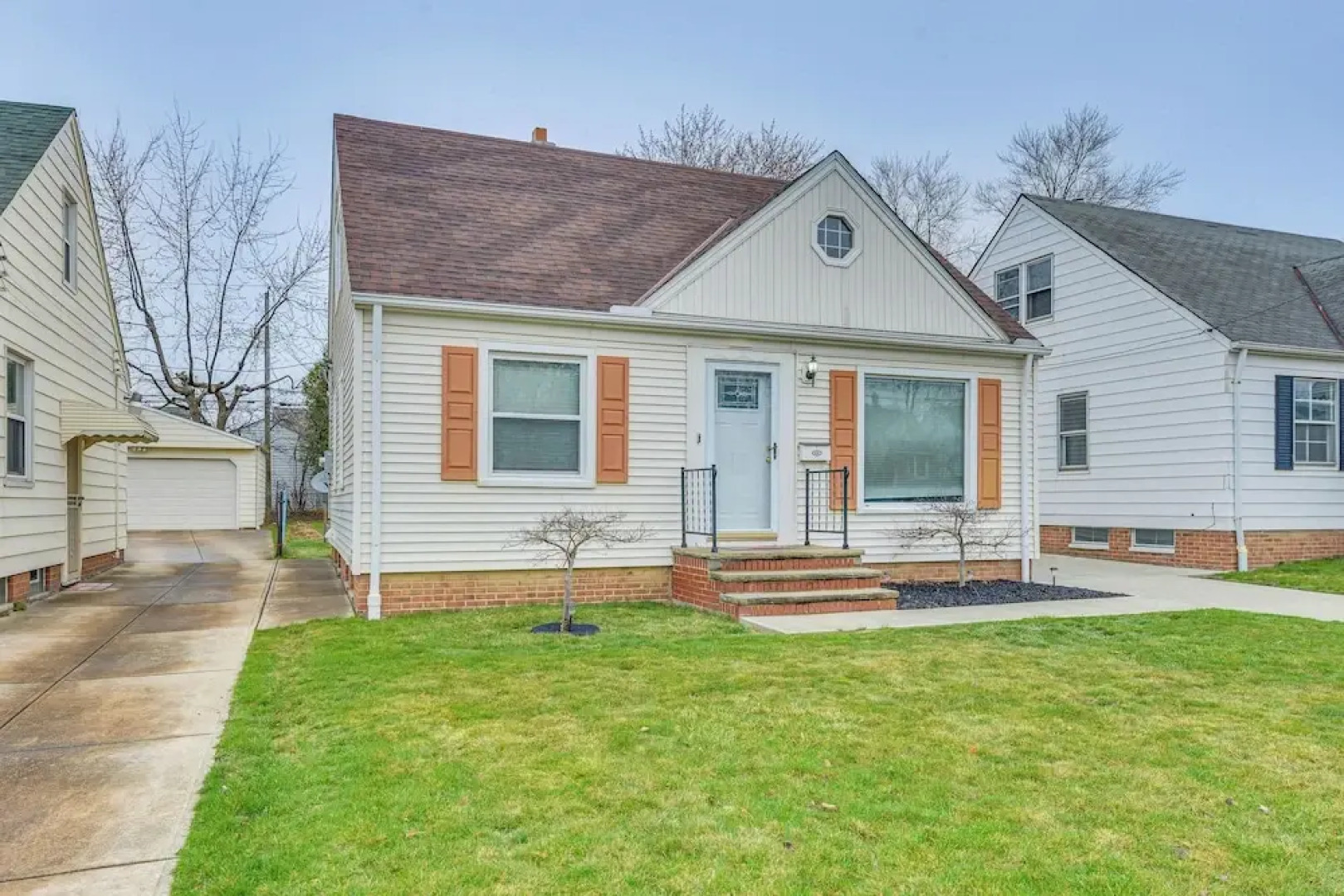 'the Maple Tree' Home: 14 Mi to Downtown Cleveland