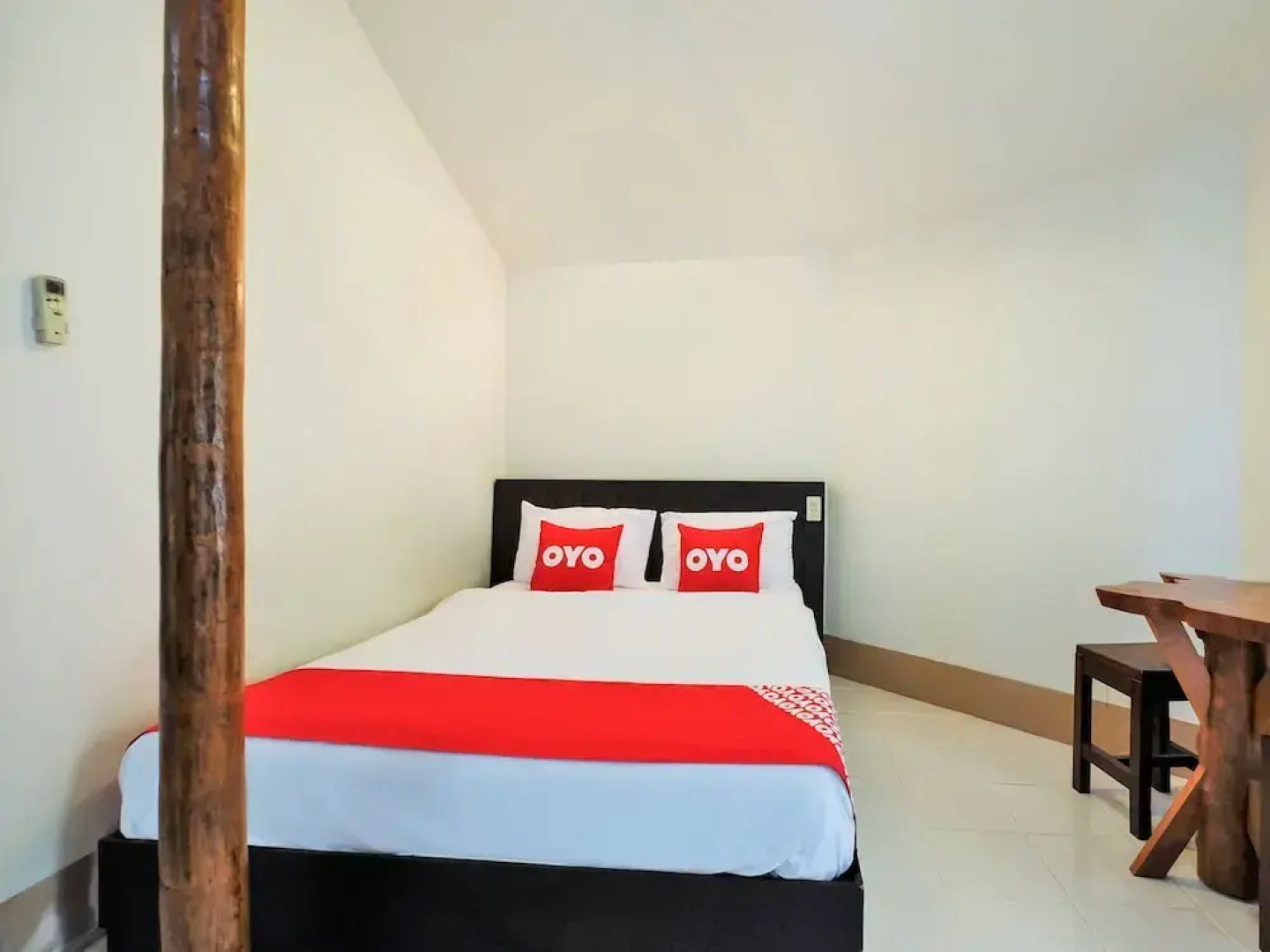 Marina House by OYO Rooms