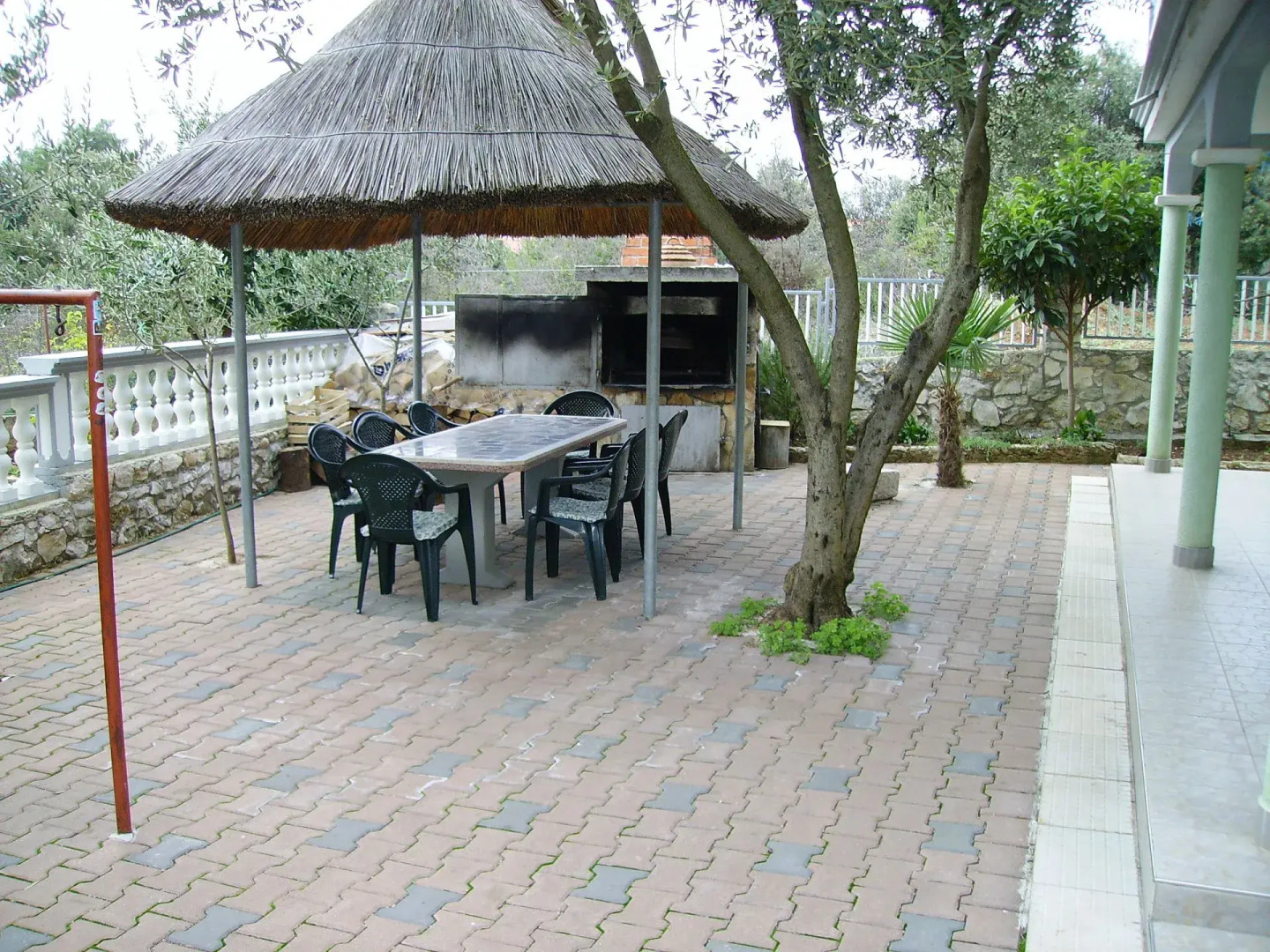 Apartment Mare - with terrace: A1 Pakostane, Riviera Biograd