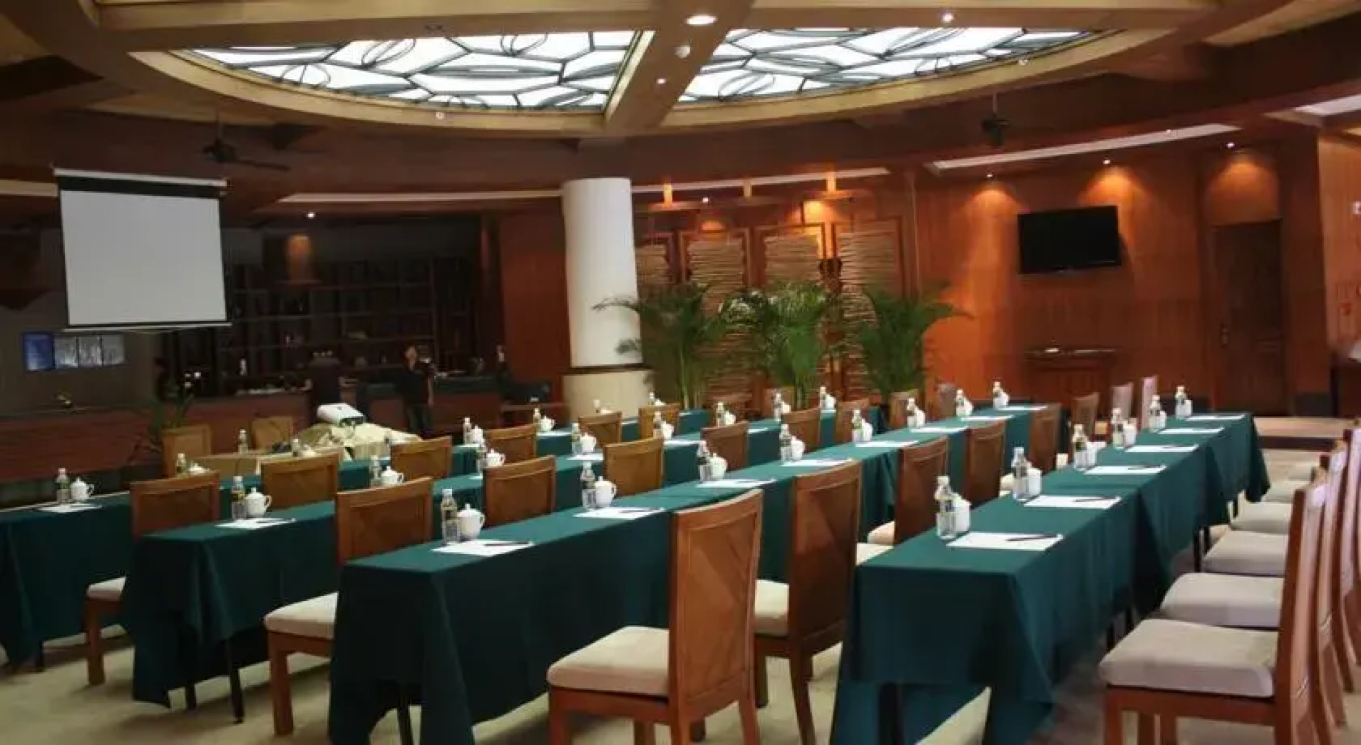 BaoTin Qi Xian Yao Chi Hot Spring Resort