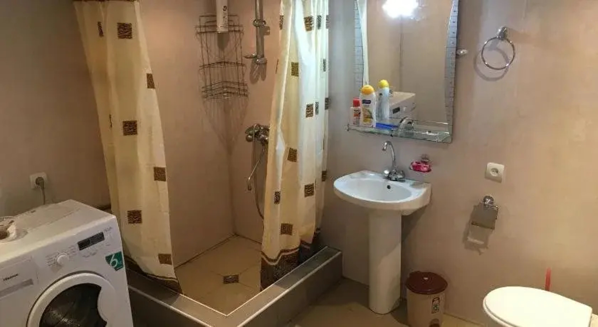 Guest House Garniresthost