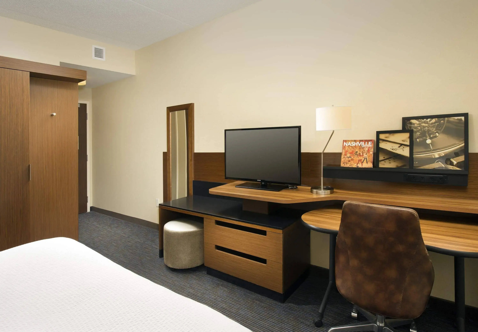 Fairfield Inn & Suites Nashville Downtown/The Gulch