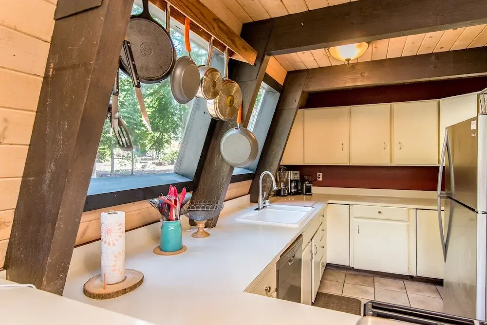 Spacious Wooded Tahoe Cabin by RedAwning