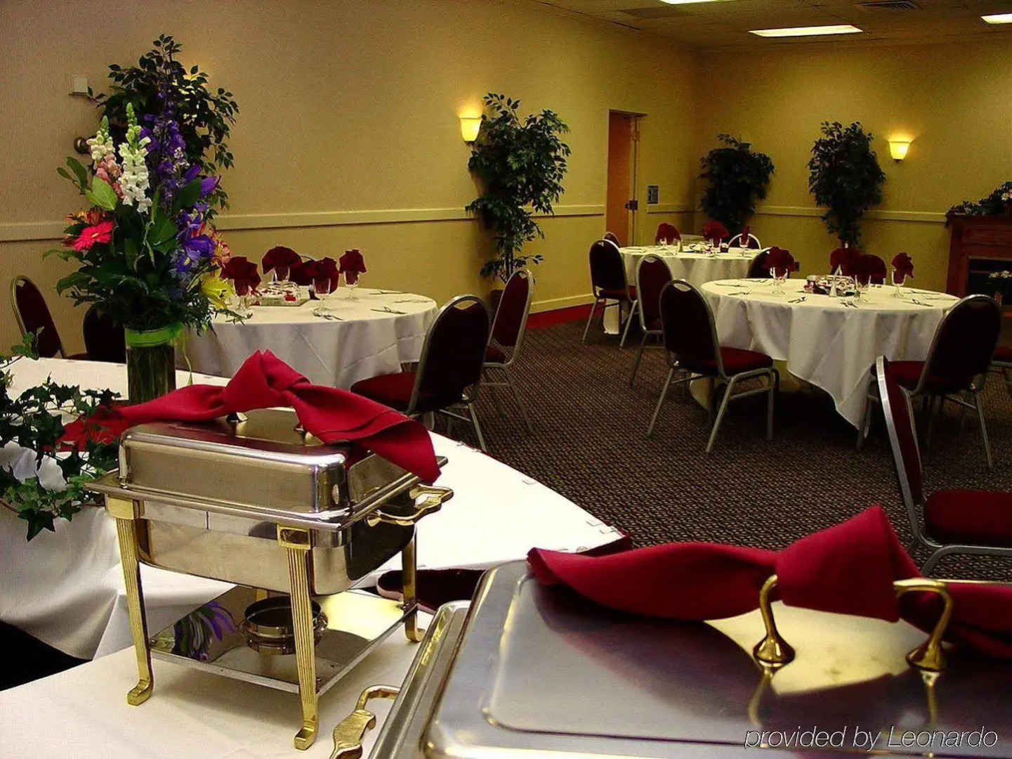 Salt Lake Plaza Hotel SureStay Collection by Best Western