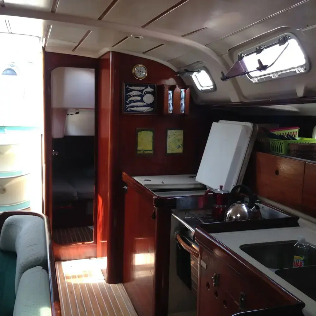 Yacht Yota Bellavita