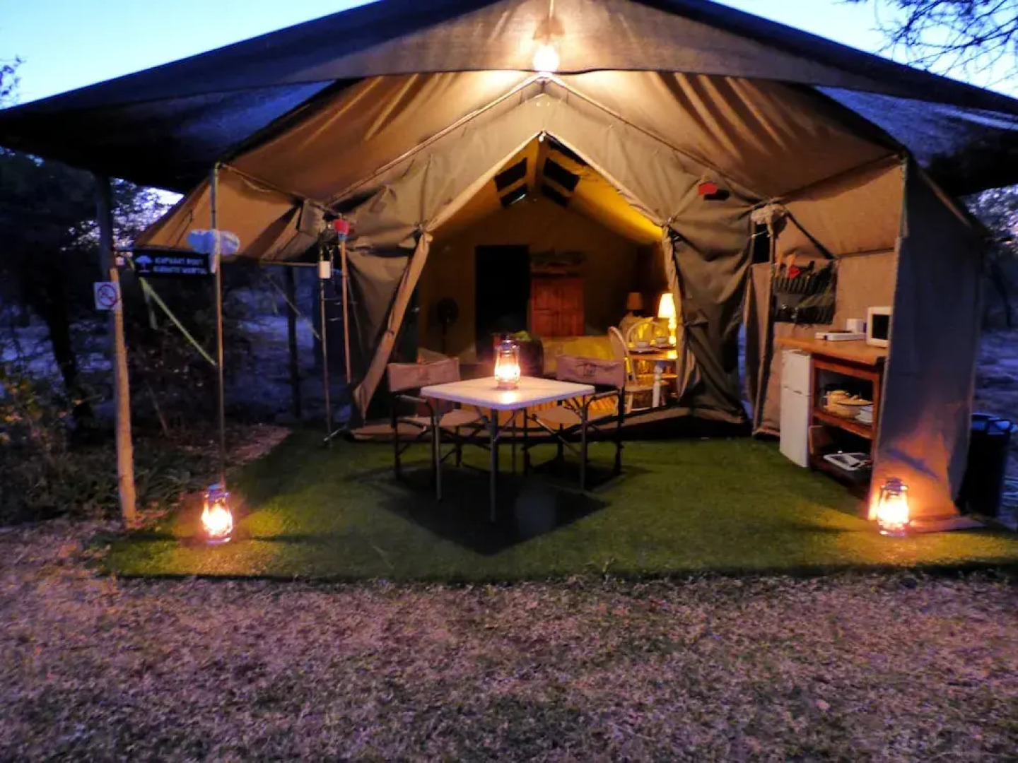 Thorn Tree Bush Camp