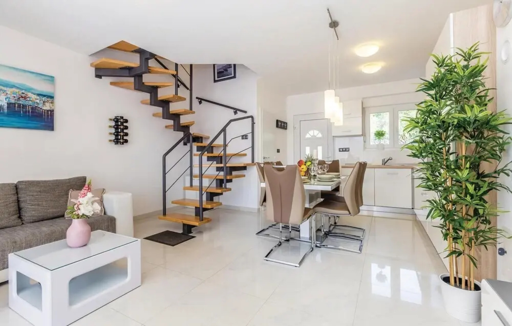 Beautiful Home in Brzac With Wifi and 2 Bedrooms