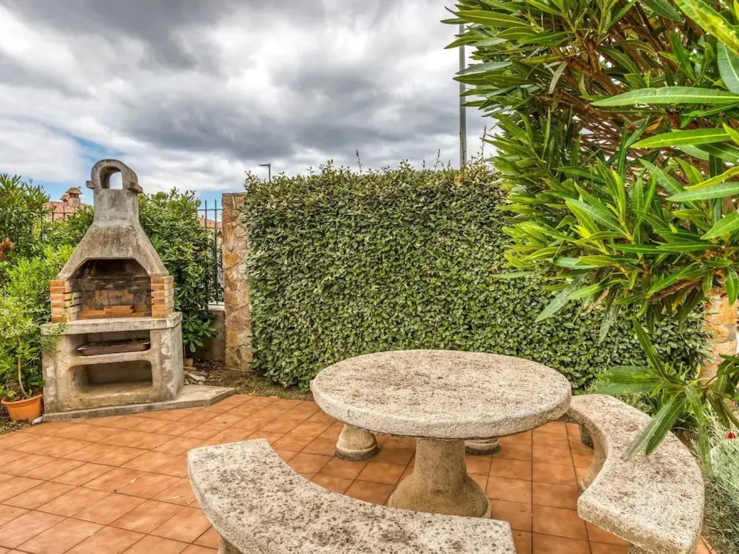 Cosy Townhouse in Vilamacolum With Shared Garden and Swimming Pool