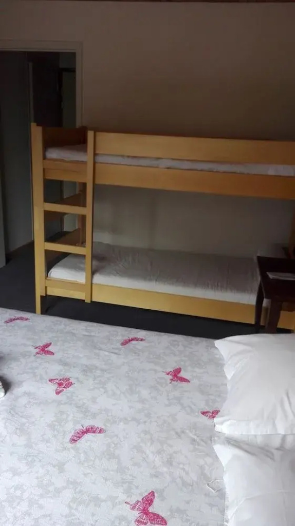 Hotel Bar Restaurant Les Gentianes