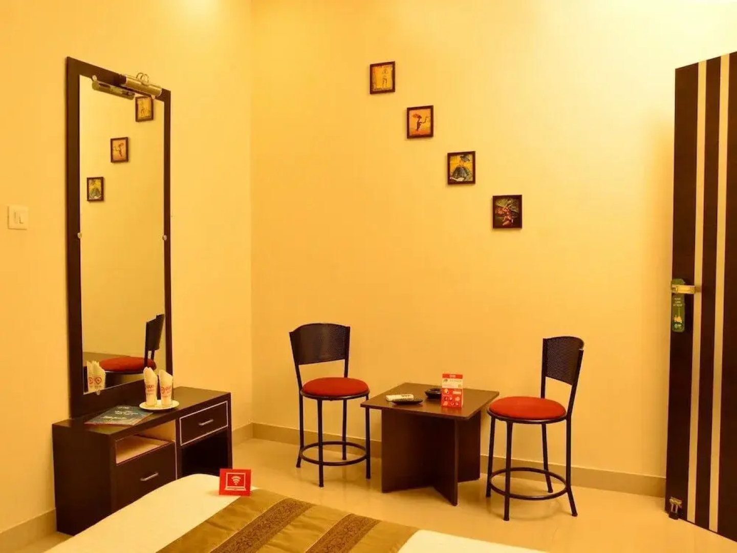 OYO 2222 Hotel Bhumi