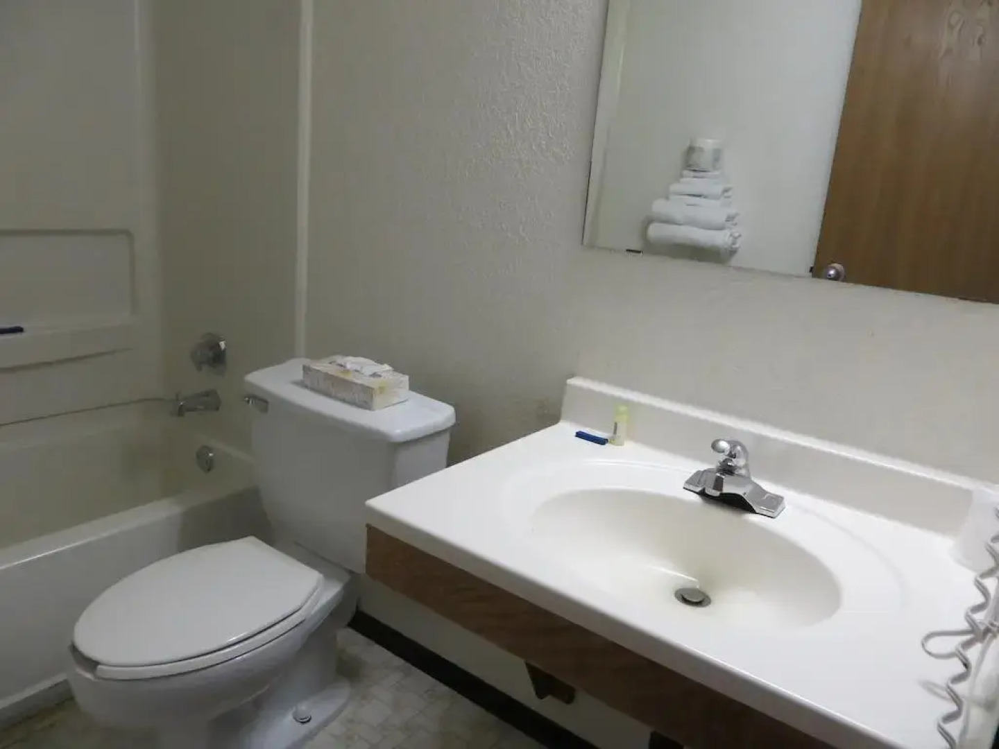 Super 8 by Wyndham Saanichton Victoria Airport