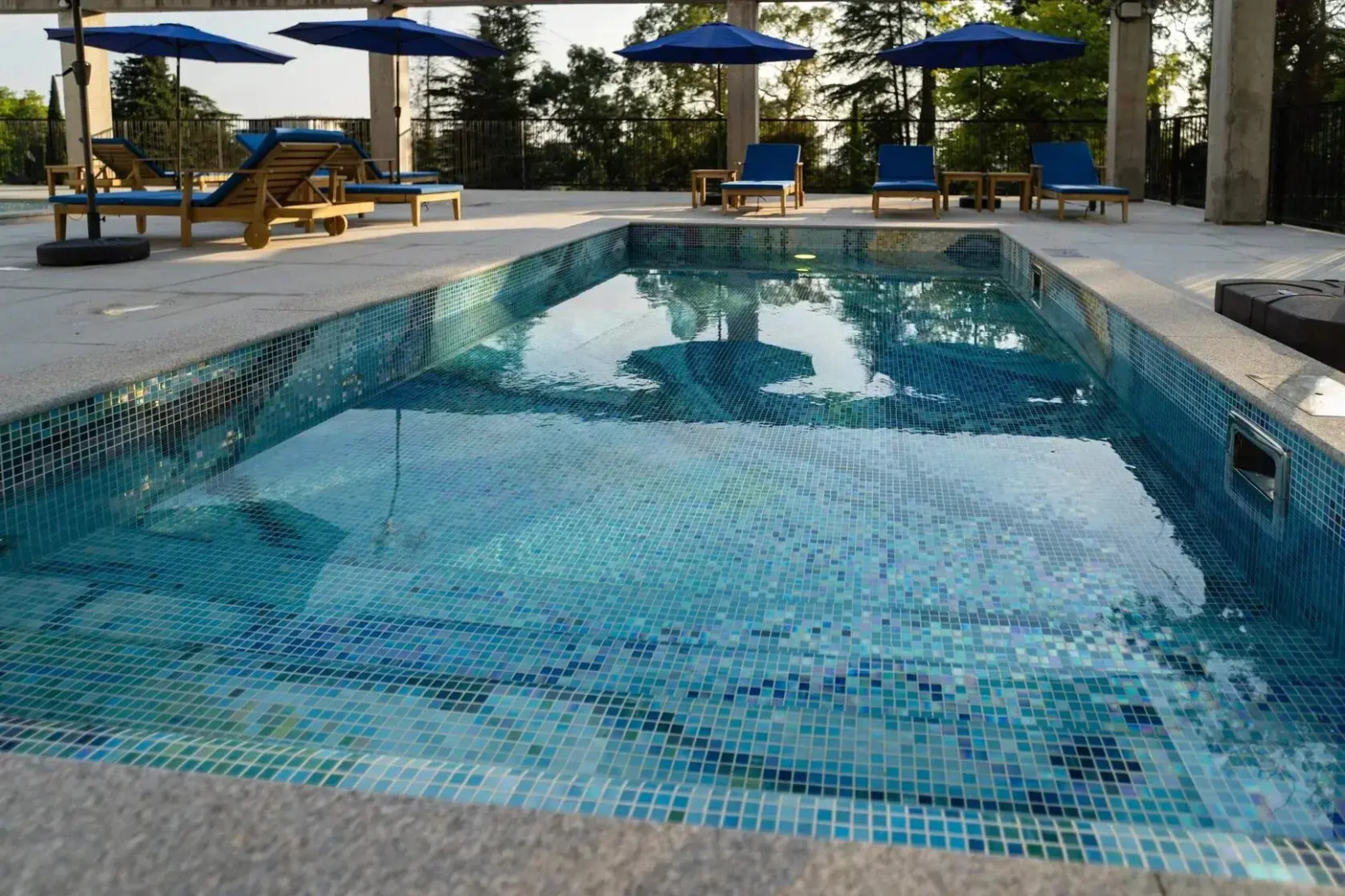 Yupshara Hotel