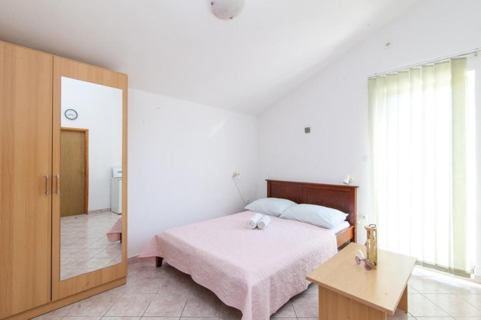 Studio apartment Vik - 250 m from beach SA4 Brodarica, Riviera Sibenik