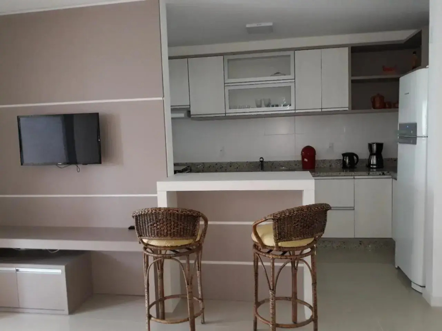 Apto 2 dorm c/ piscina - Praia de Palmas