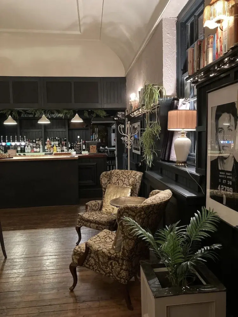 Captivating 1-bed Apartment in Newmarket