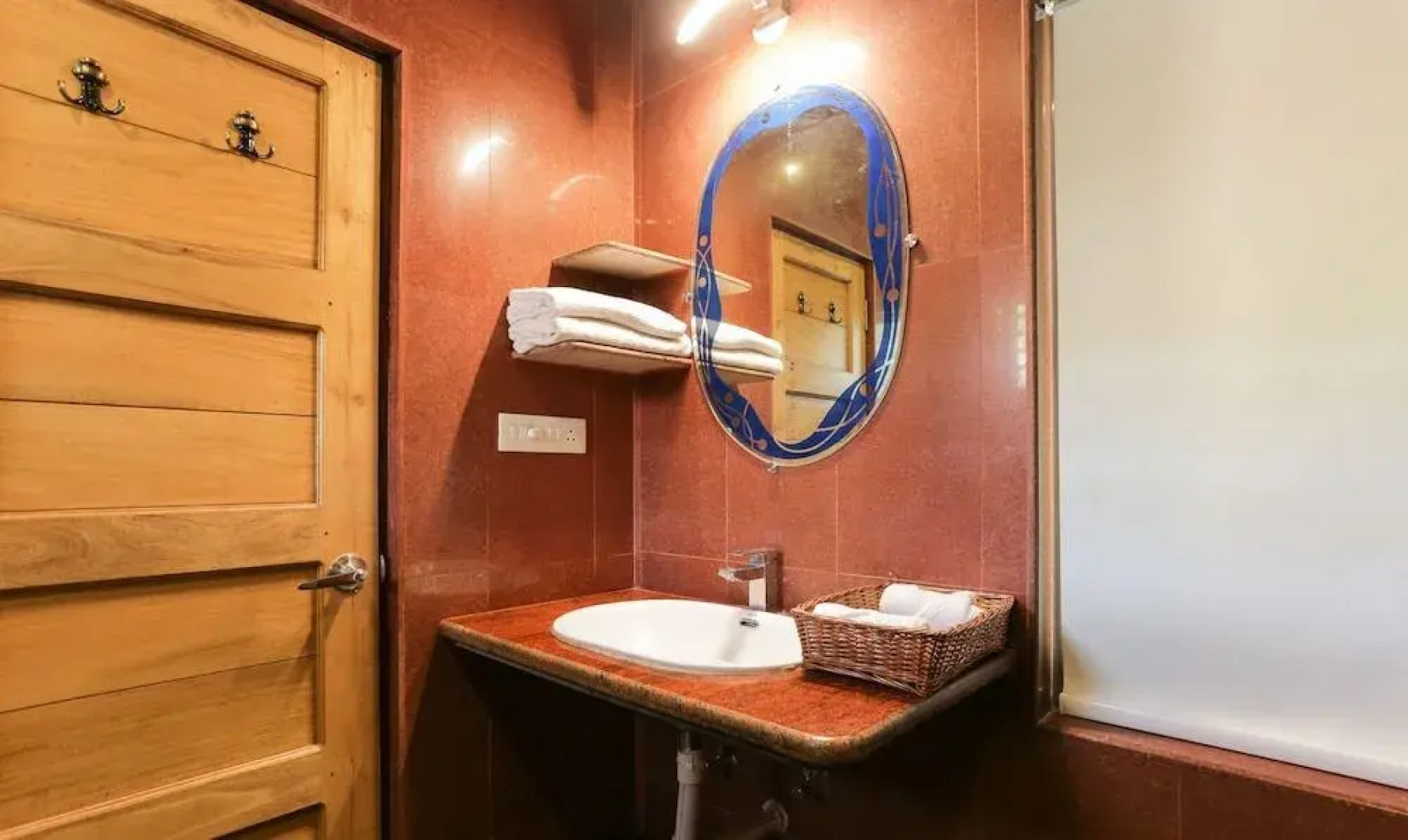 Treebo Aarya Boulevard