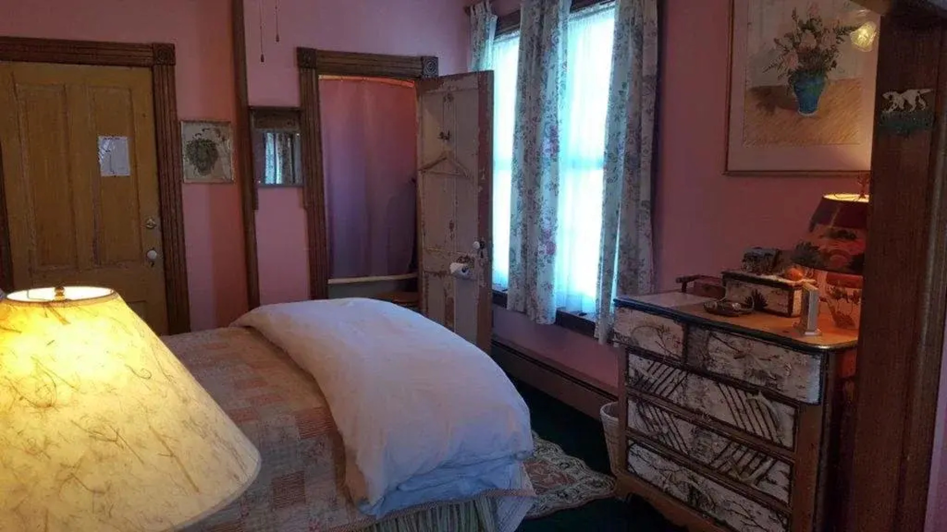 Paradox Lodge & Cedar Lodge