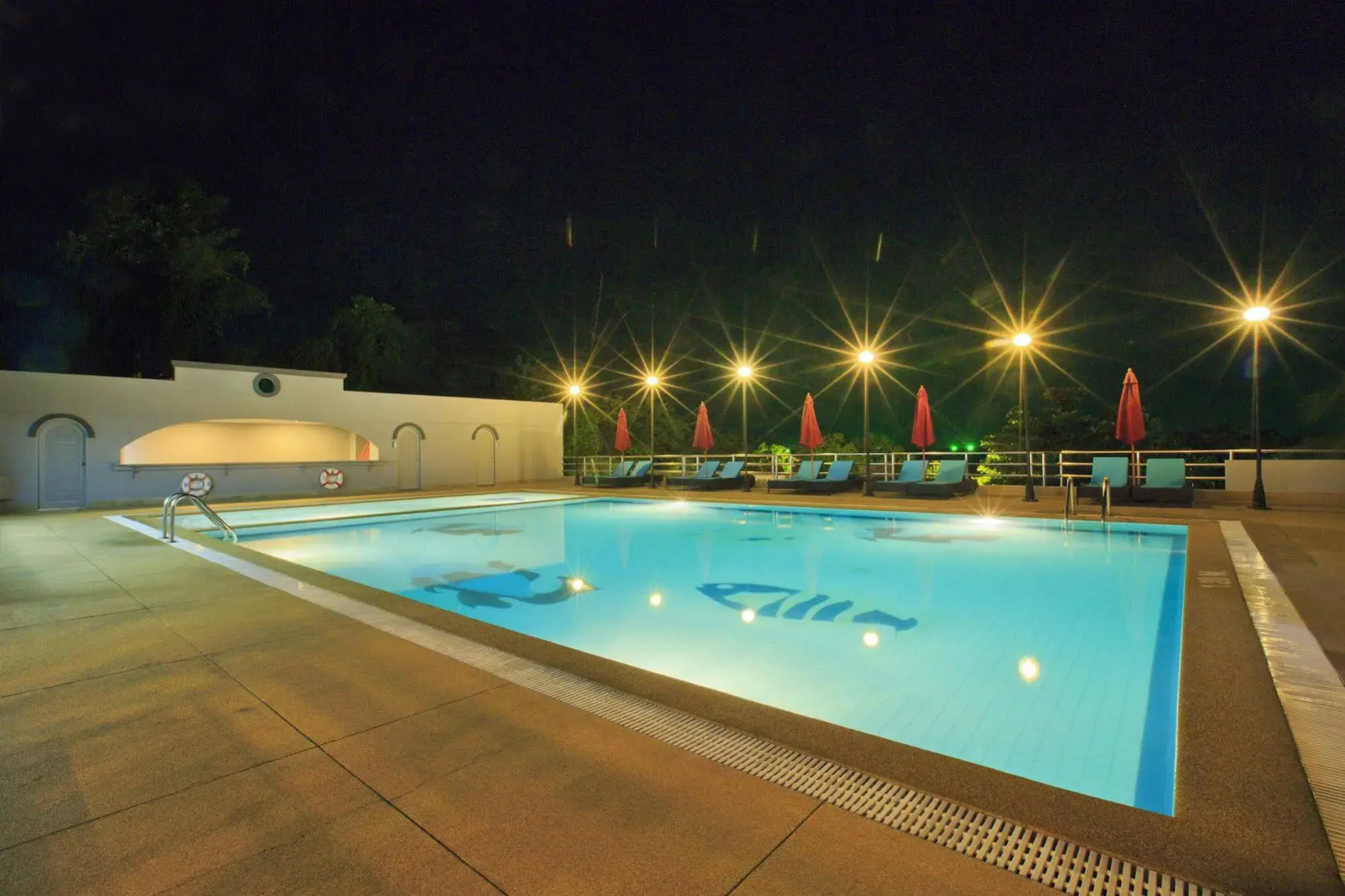 Blue Wave Beach Resort