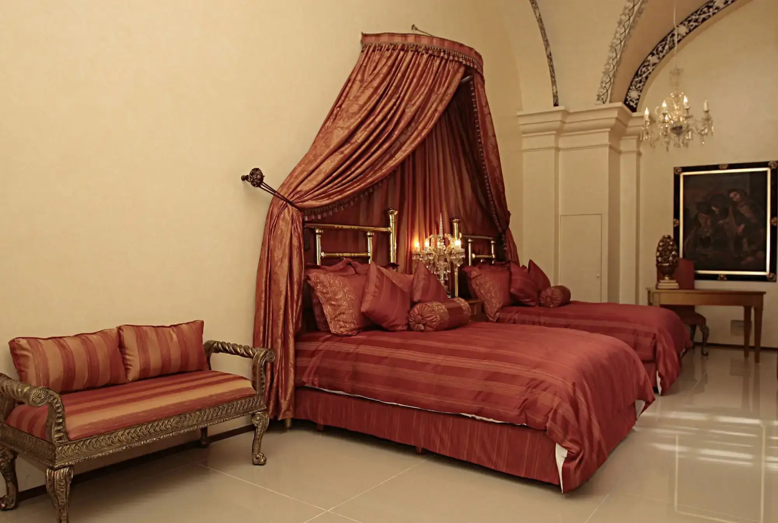 Ébano by PB - Palacio Borghese