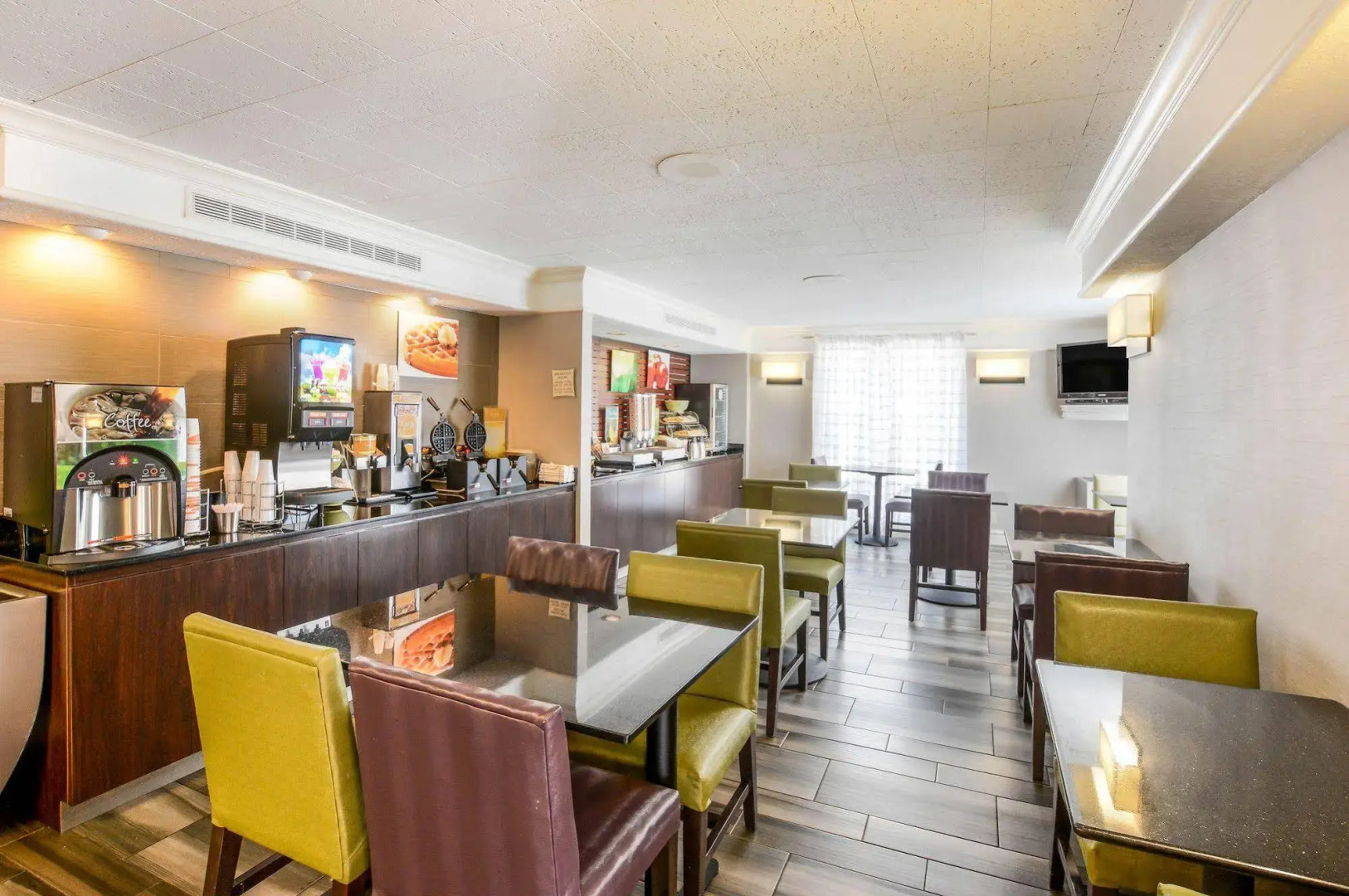 Quality Inn & Suites North Charleston - Ashley Phosphate