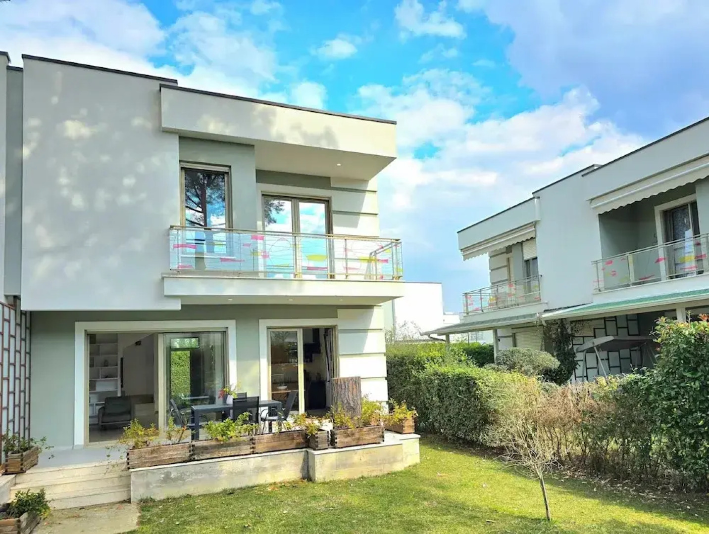 Sunny Beach Apartments 300