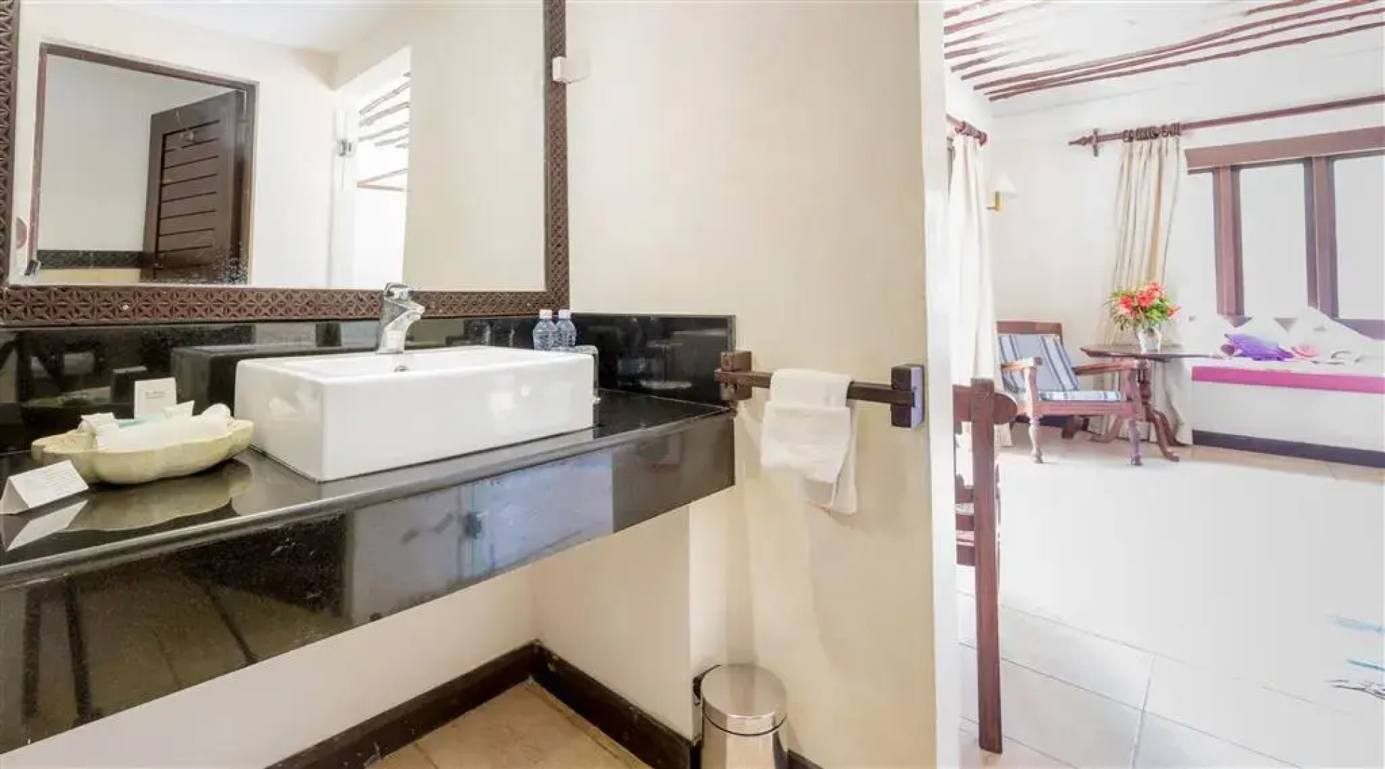 Jacaranda Indian Ocean Beach Resort