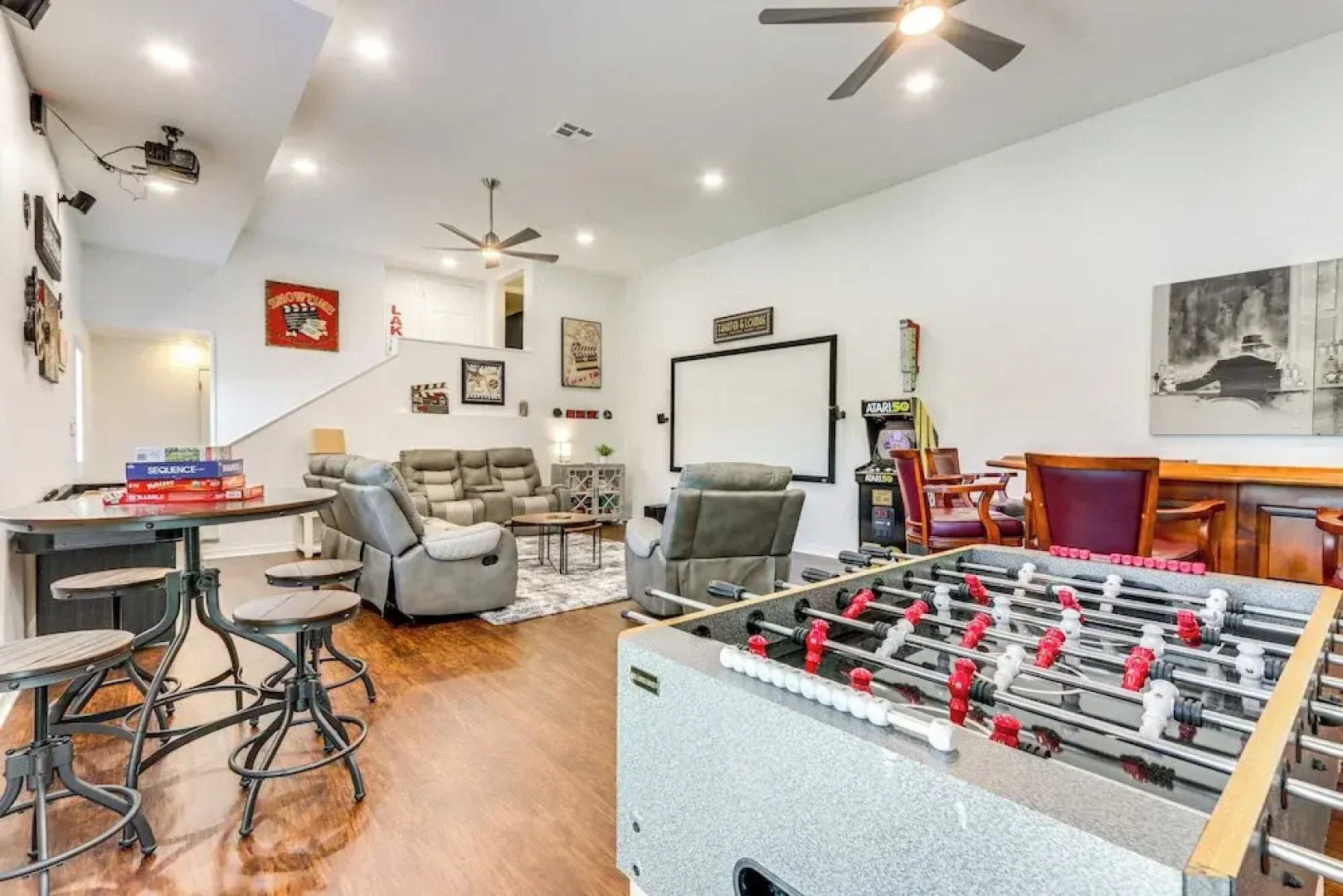 Swim & Boat Docks: Lakefront Gem in Bella Vista!